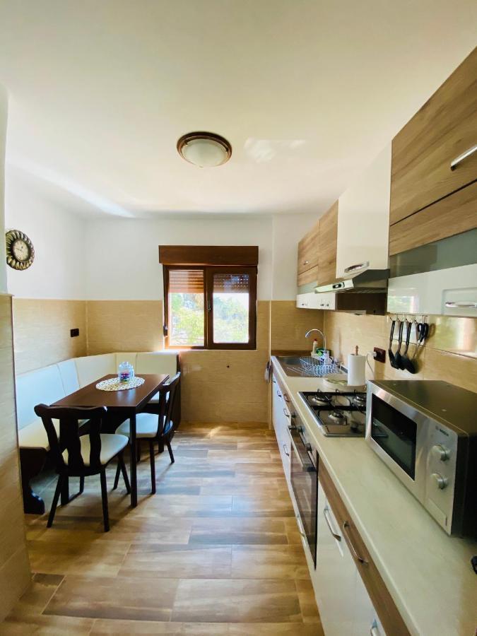 דירות Orşova Apartament Sunshine מראה חיצוני תמונה